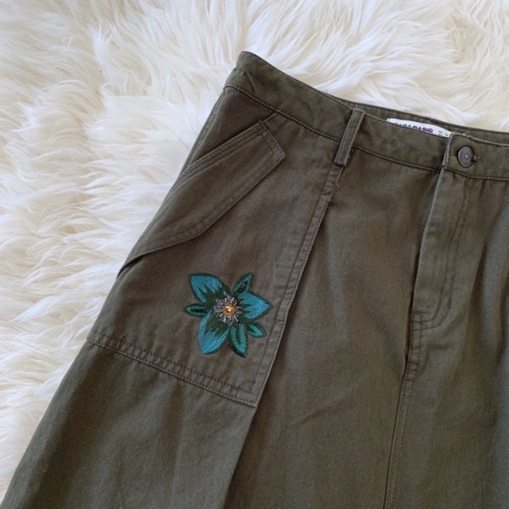 Zara Olive Green Floral Embroidered Fray Skirt - Picture 4 of 8
